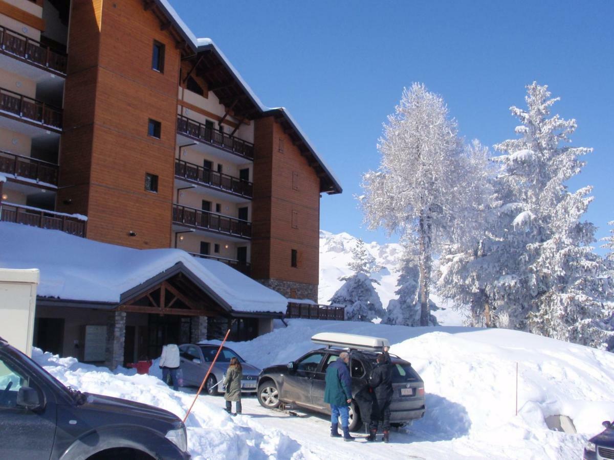 Eden Sur Les Pistes Avec Vue Panoramique Sur La Vallee La Joue du Loup Exterior photo