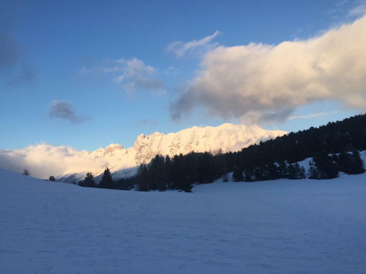 Eden Sur Les Pistes Avec Vue Panoramique Sur La Vallee La Joue du Loup Exterior photo