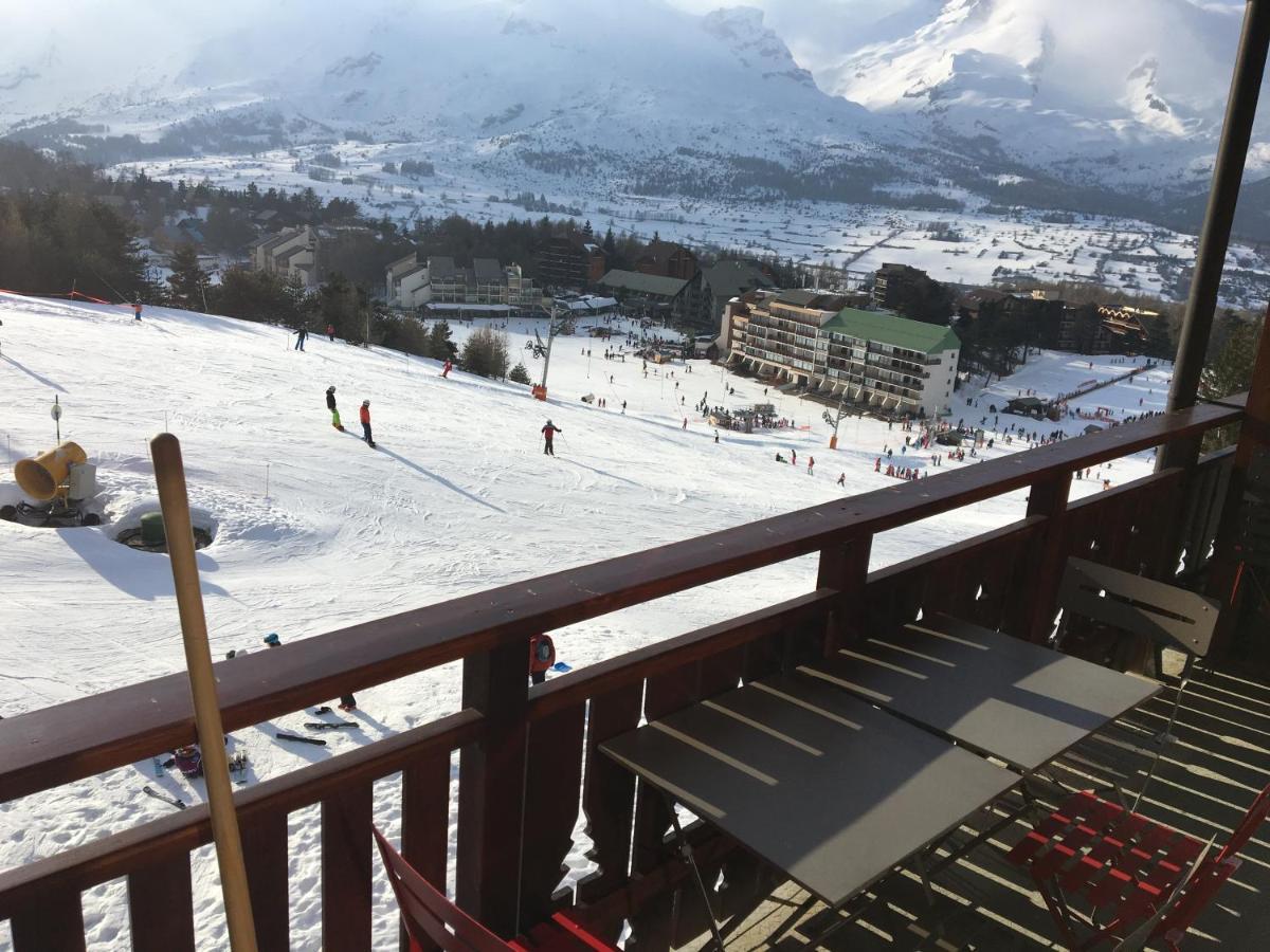 Eden Sur Les Pistes Avec Vue Panoramique Sur La Vallee La Joue du Loup Exterior photo