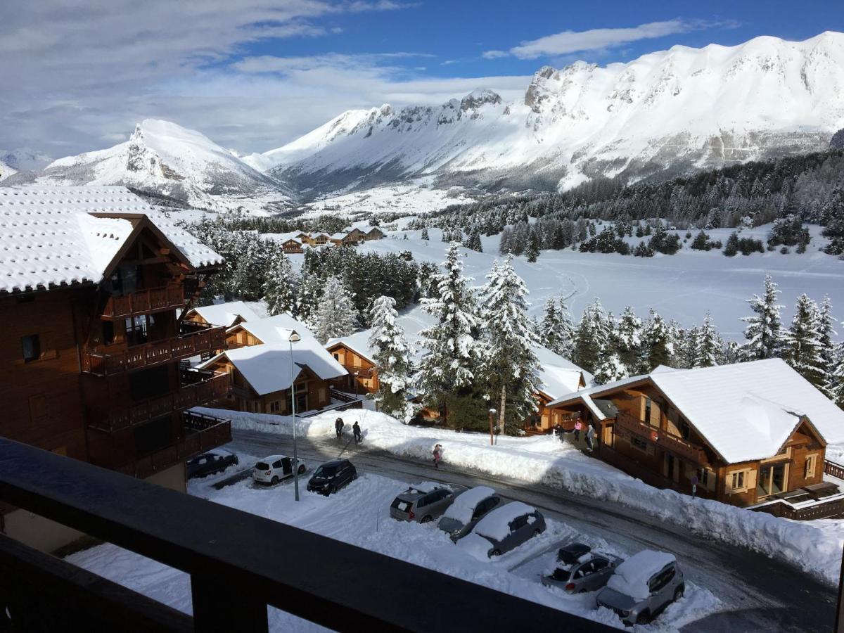 Eden Sur Les Pistes Avec Vue Panoramique Sur La Vallee La Joue du Loup Exterior photo